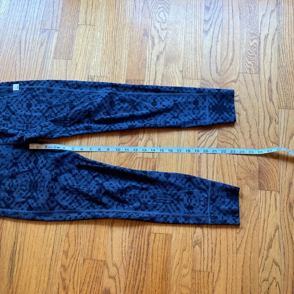 Vuori Daily Joggers Size Medium - Picture 8 of 9